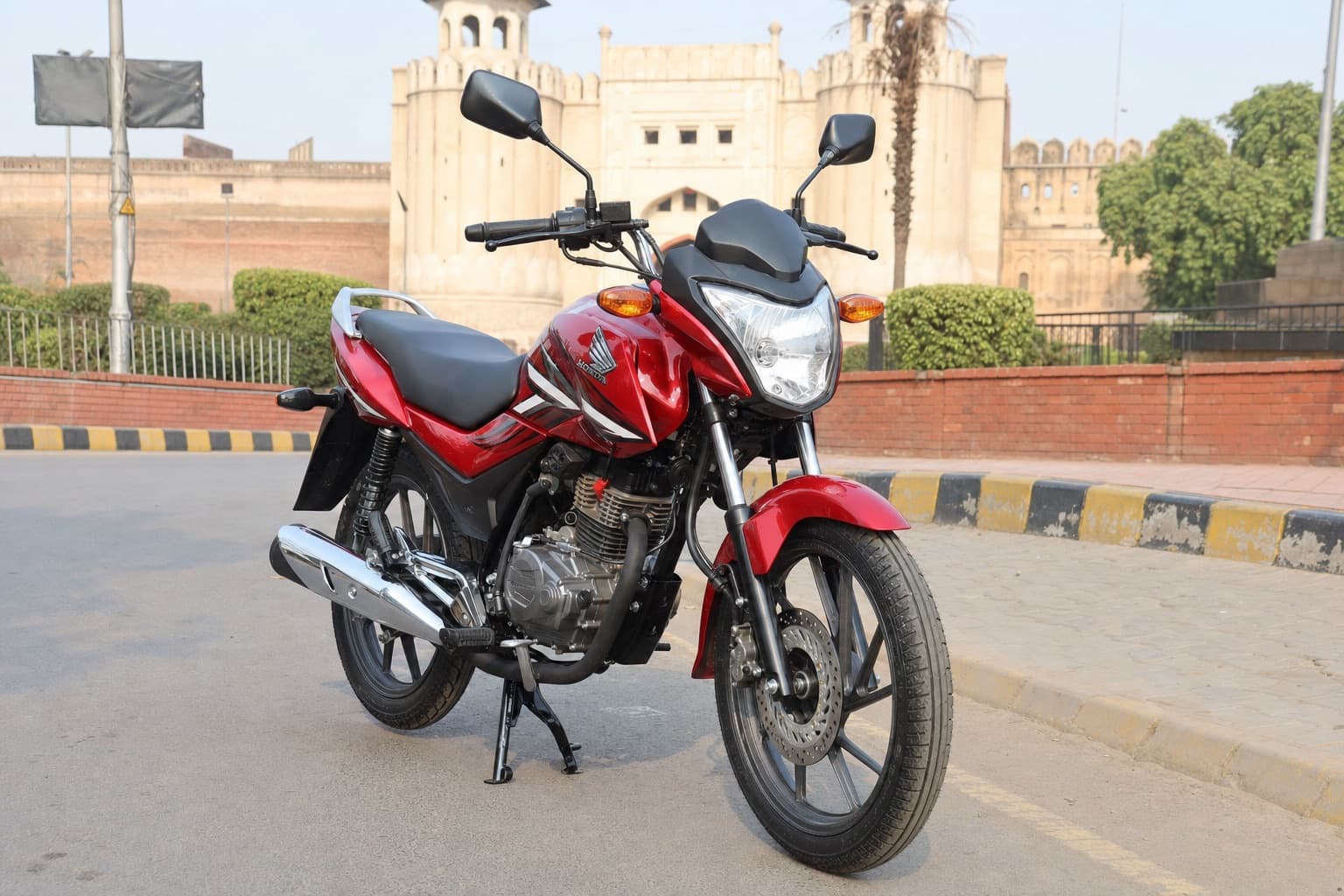 Honda CB 150F